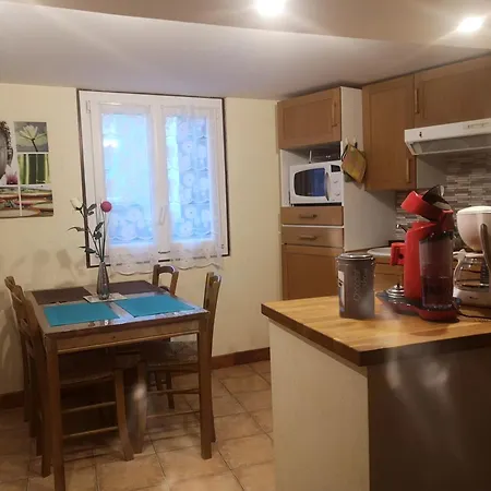 Wk, Et Cures Apartment